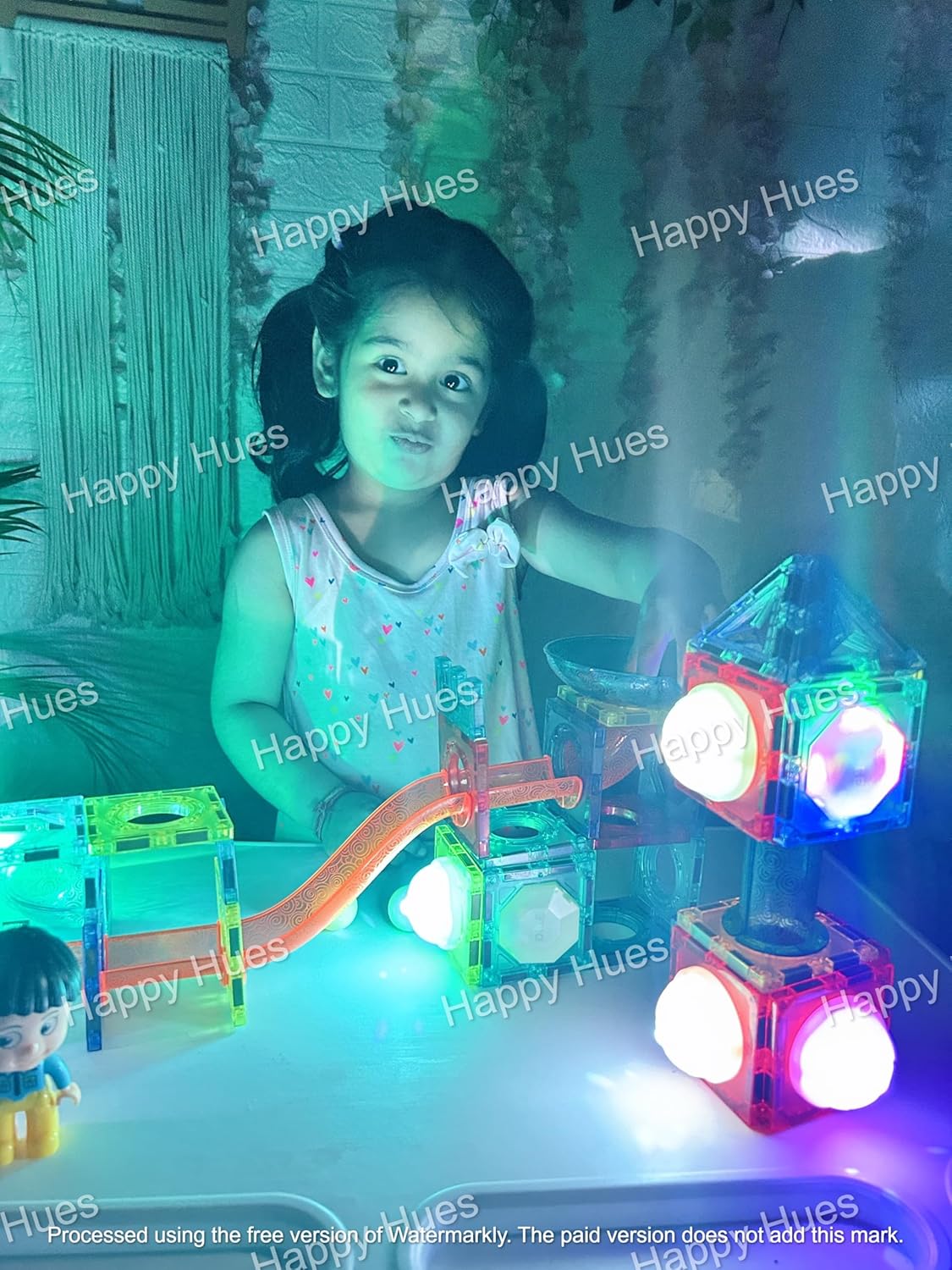 Light Magnetic Tiles- Building Blocks  (Age 3+)